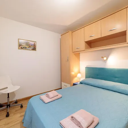 Apartamento Cinco De Copas